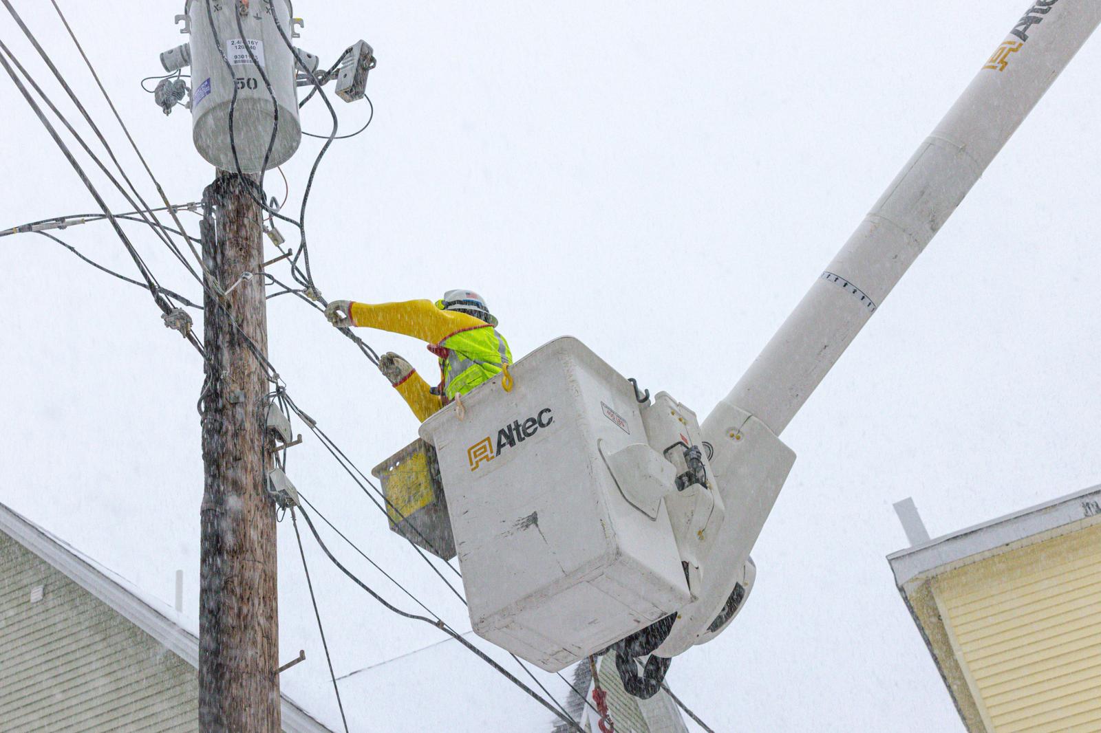 tormenta-invernal-massachusetts-sin-electricidad-servicios-esenciales