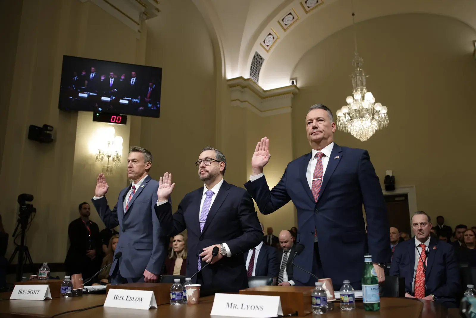 ICE-CBP-y-USCIS-financiamiento-dhs-testifica-congreso-audiencia-febrero-2026