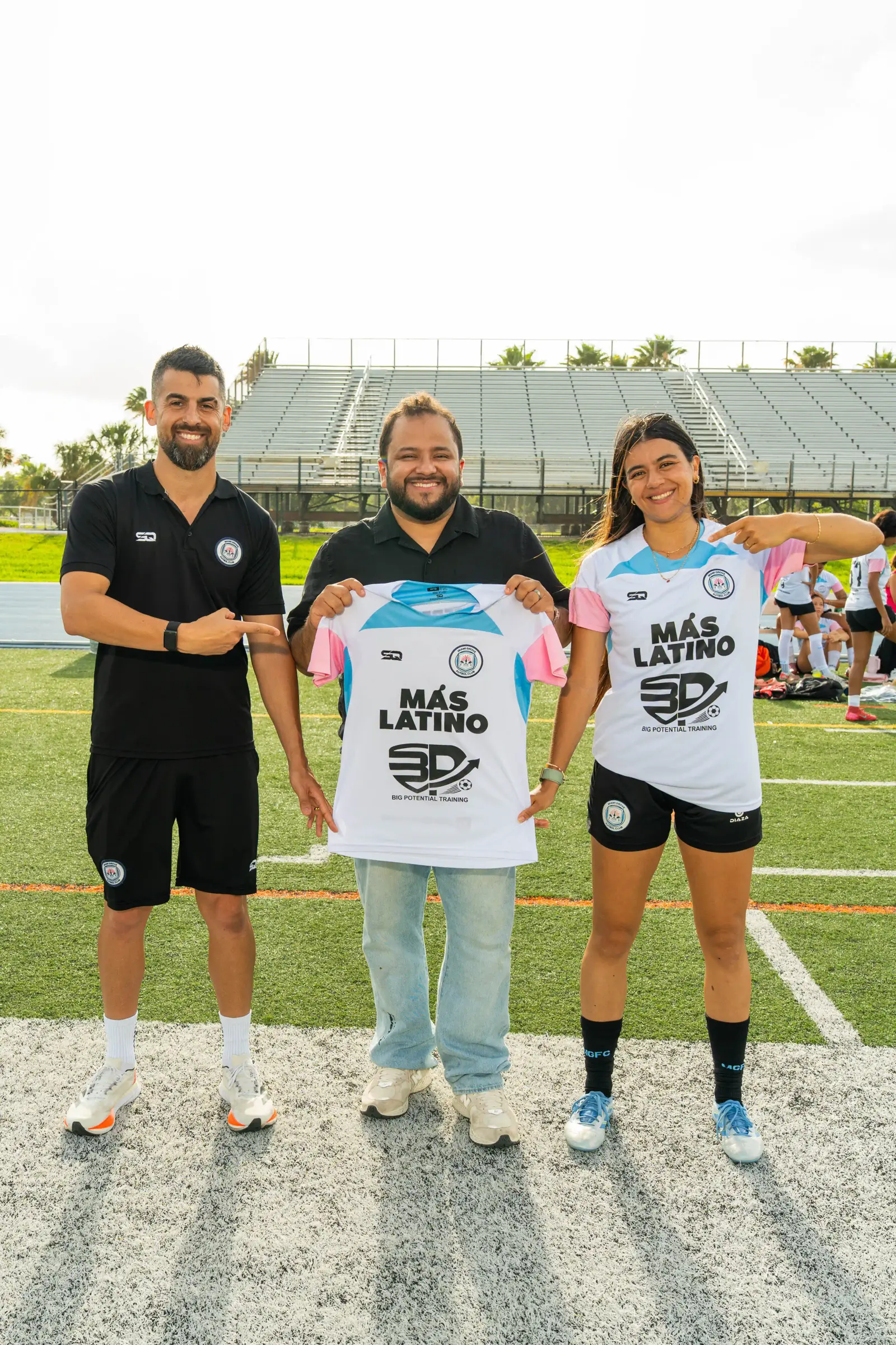 mas-latino-futbol-femenino-miami-grovefc