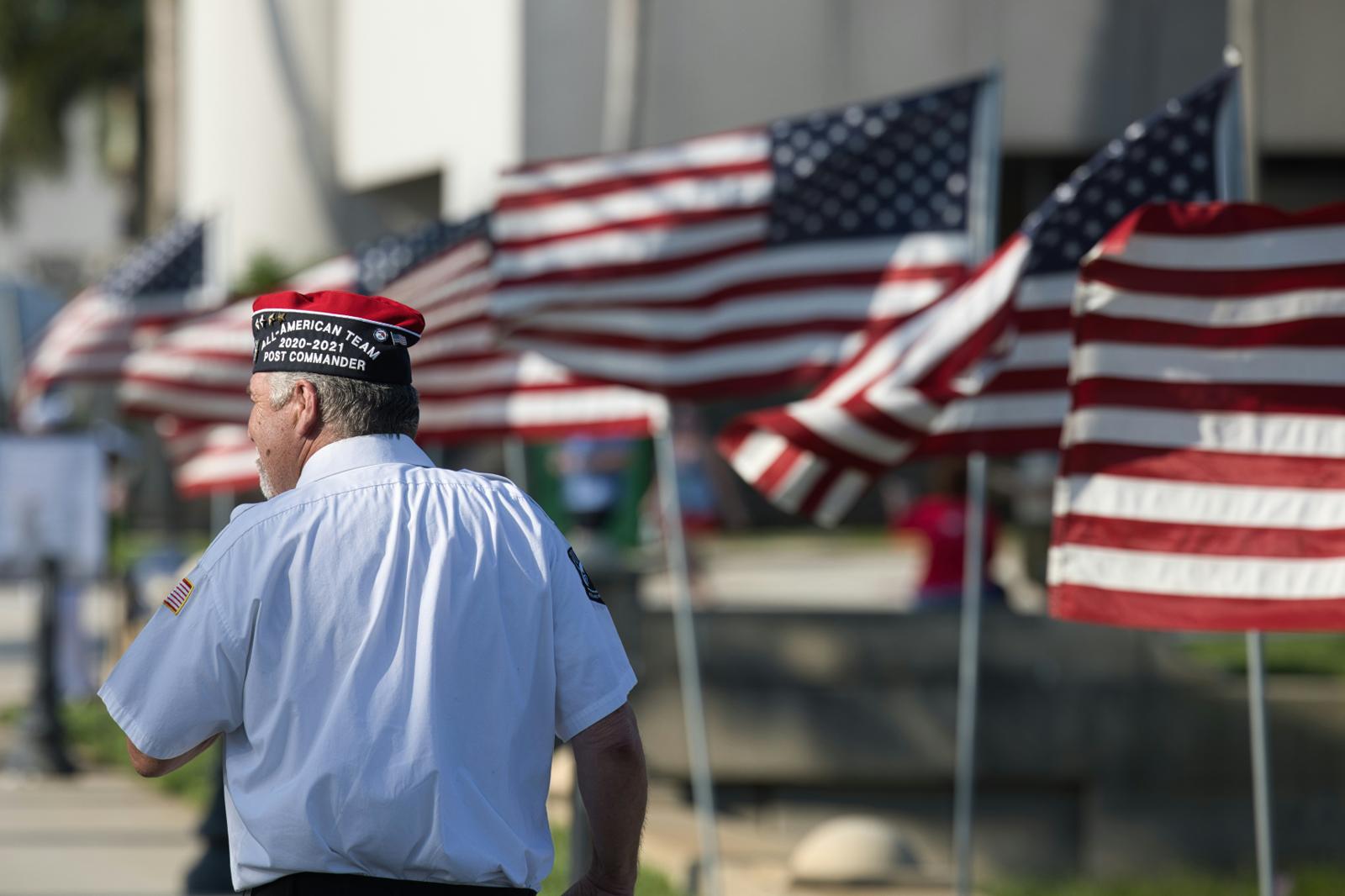 trump-busca-reemplazar-camioneros-inmigrantes-veteranos