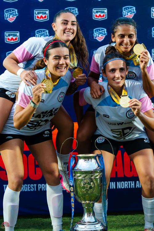 Miami Grove conquista el título nacional tras polémico final