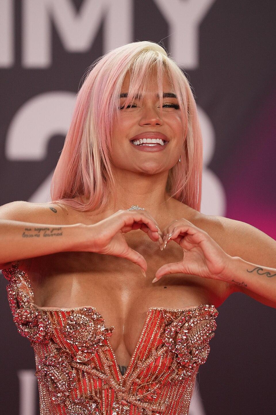 Fuerza latina: Karol G protagonizará la NFL en Brasil