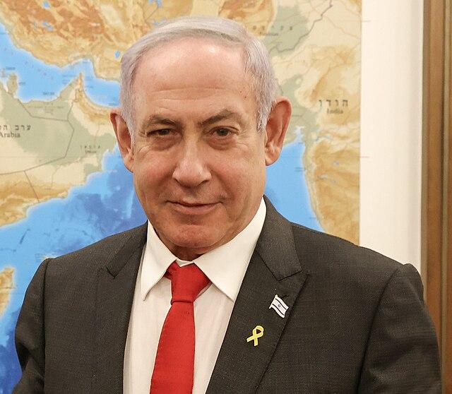 Trump pide indulto para Netanyahu y lo llama "héroe"
