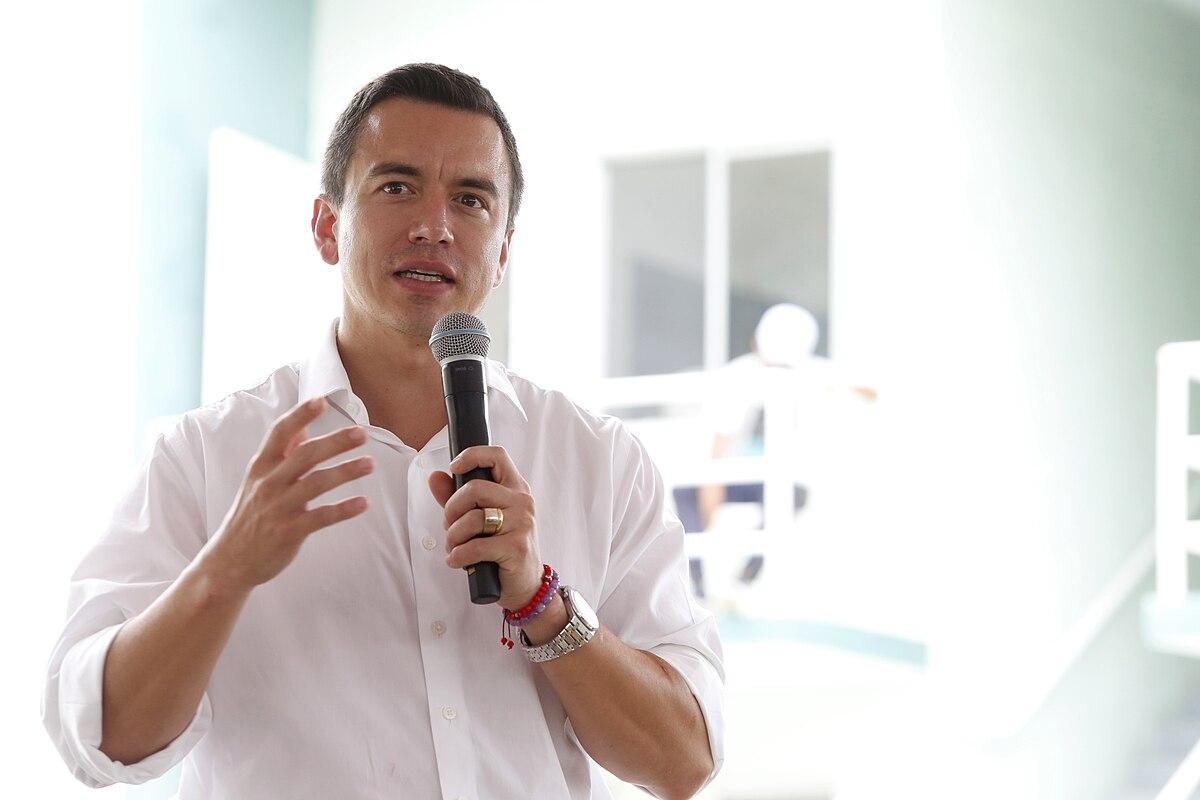 Daniel Noboa sale ileso tras ataque en medio de protestas