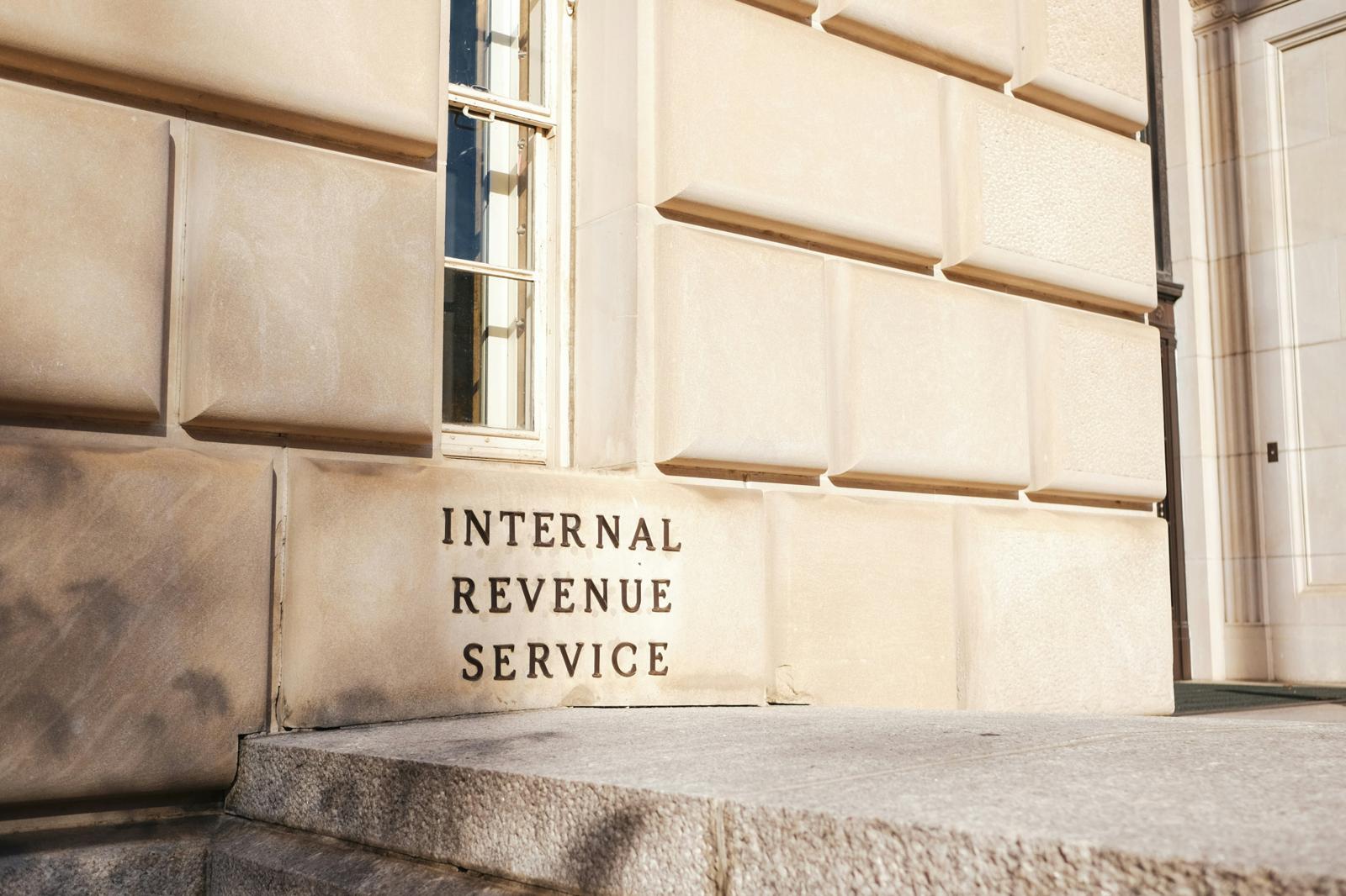 El IRS Compartirá Información Fiscal con ICE
