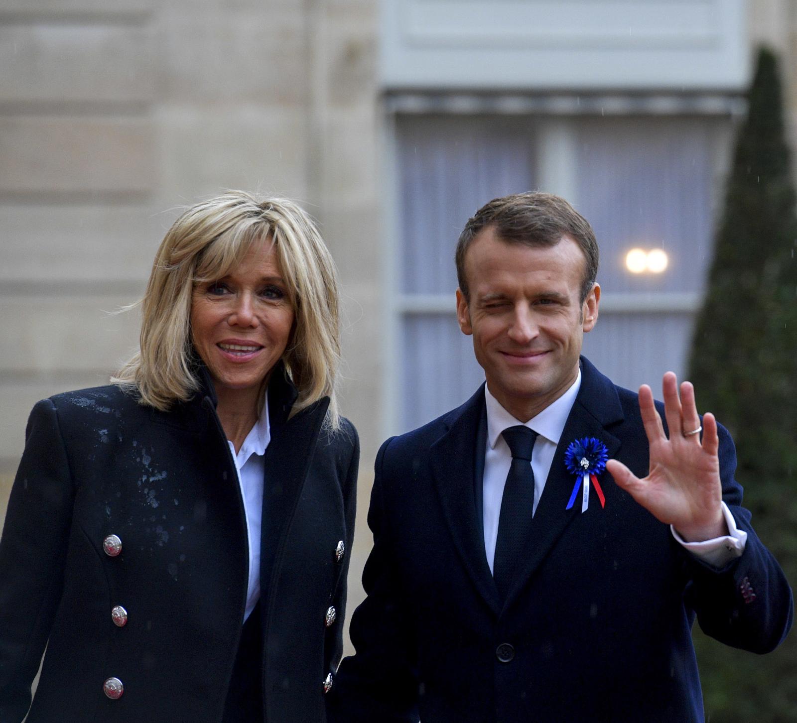 Macron Demanda a Candace Owens con 22 Cargos de Difamación