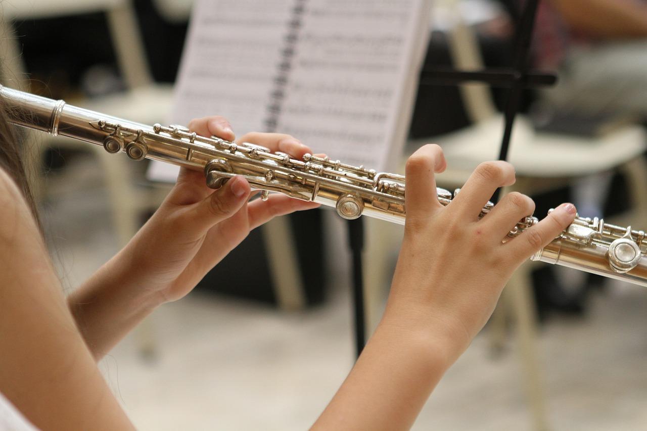 Recortes de Programas de Arte afectan a la Comunidad de Boston