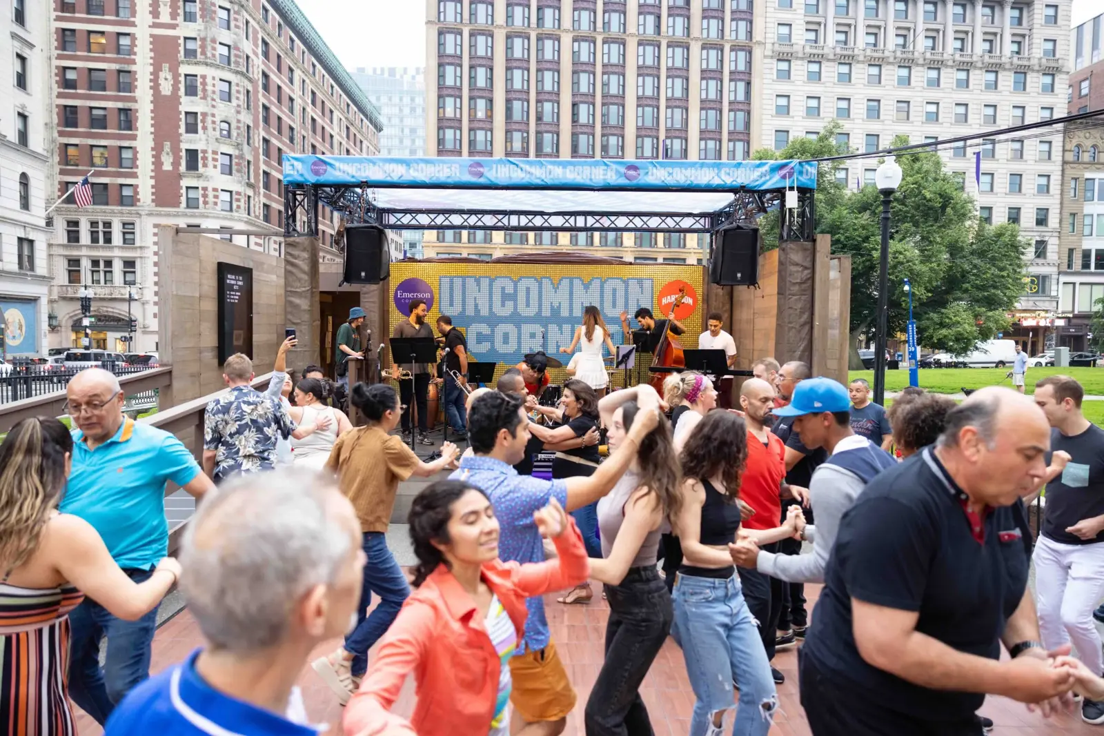 Boston al ritmo del fin de verano: entre arte, salsa y el mar