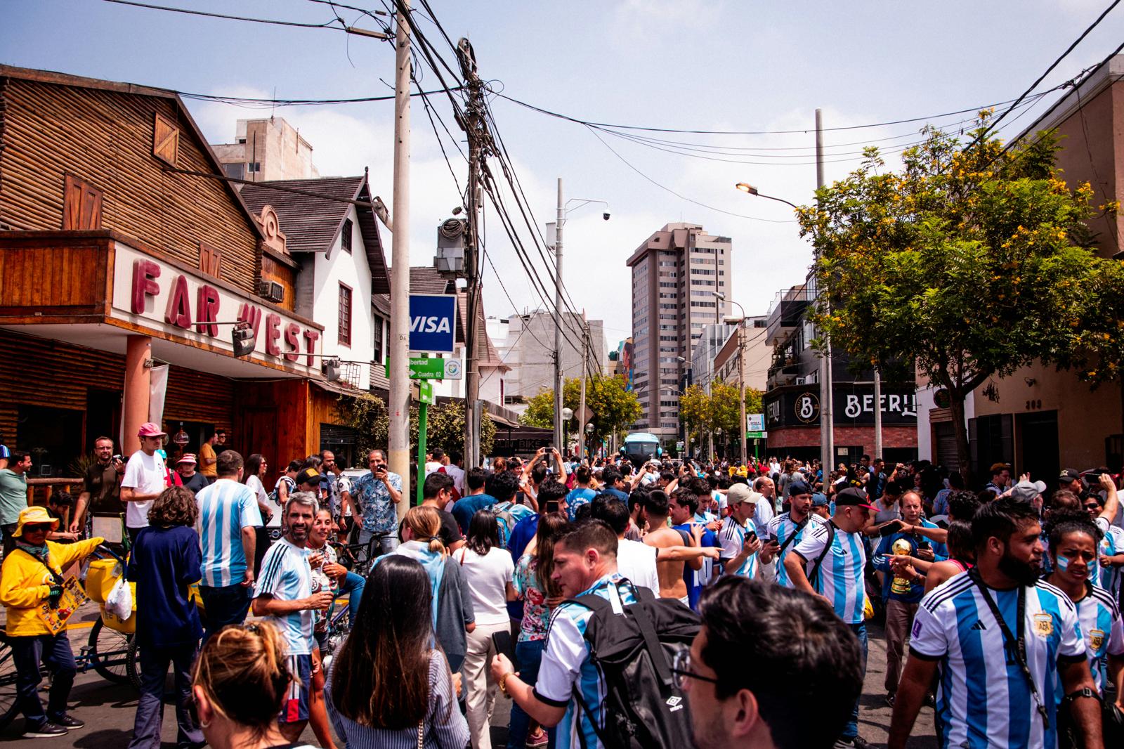 Argentina: el dólar cae tras el respaldo del Tesoro estadounidense