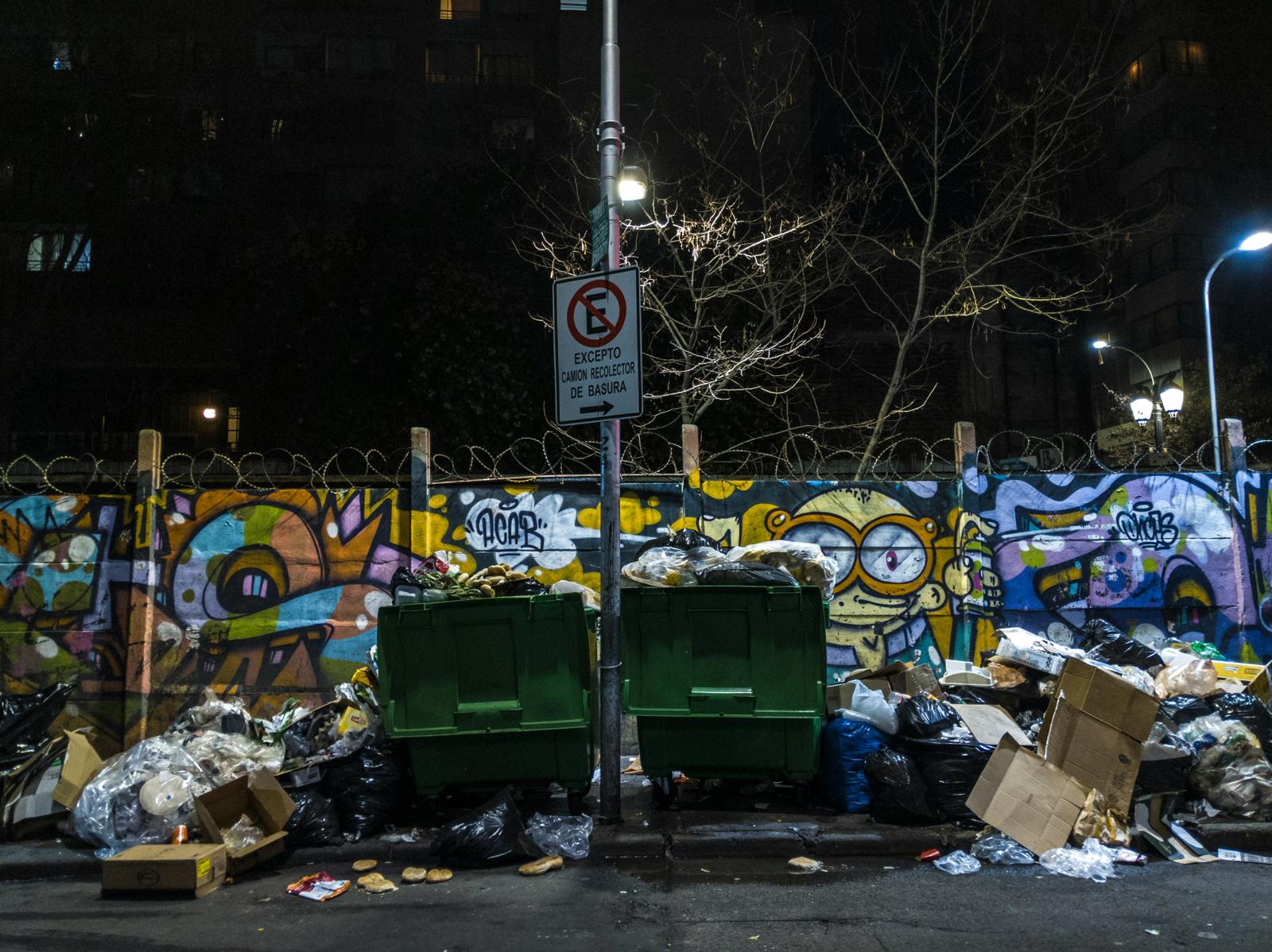 Crisis de basura en Boston: la ciudad exige una solución inmediata
