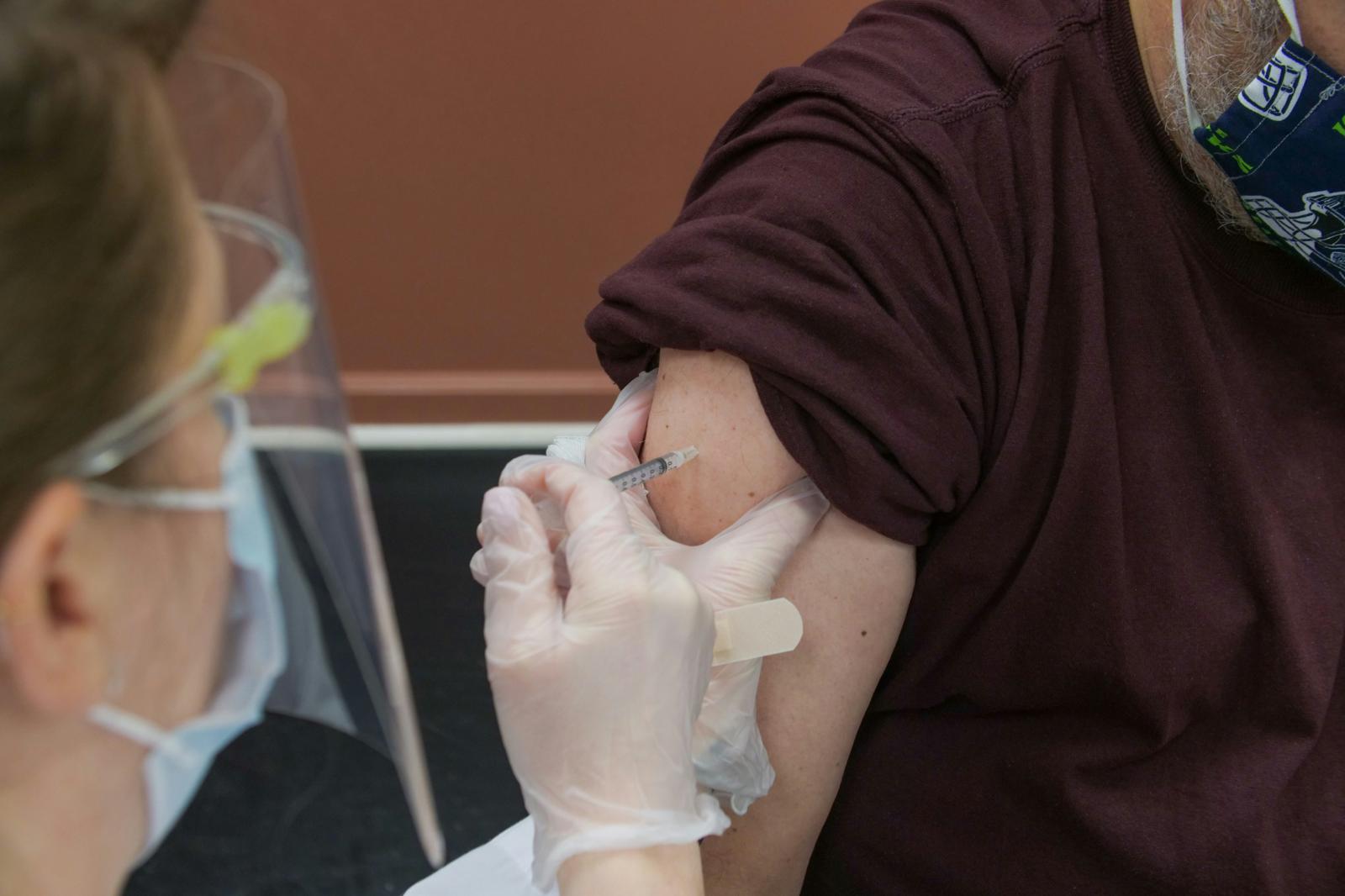 Sin vacunas obligatorias, Florida arriesga un rebrote de sarampión