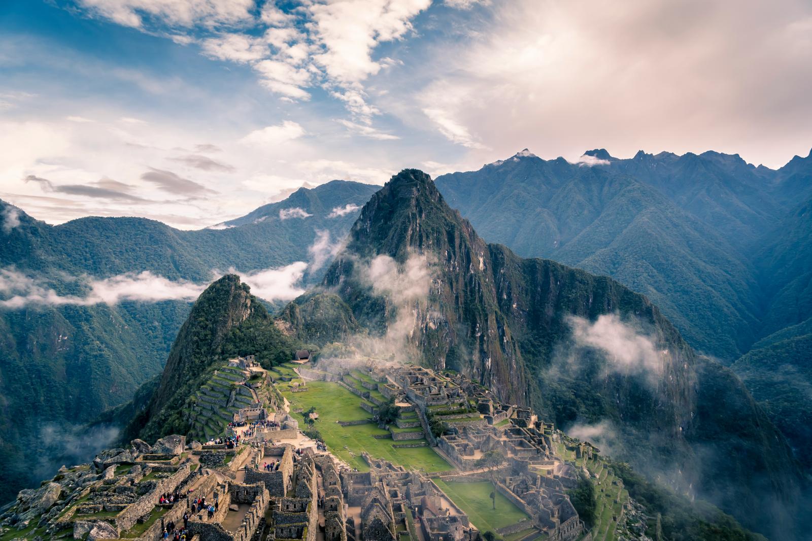 Machu Picchu en paro: protestas bloquean vías y trenes