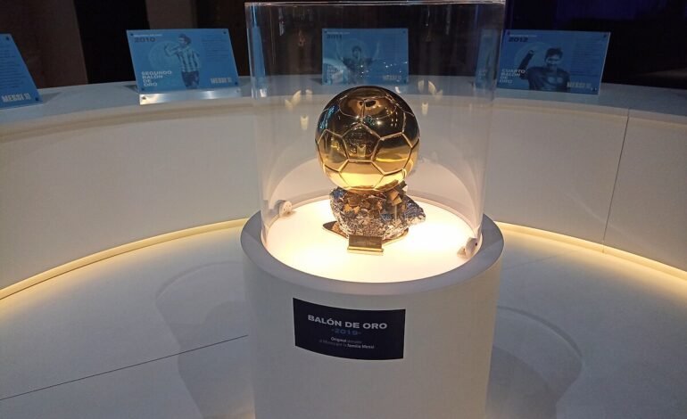 Balón de Oro 2025: Dembélé y Aitana Bonmatí coronan en París