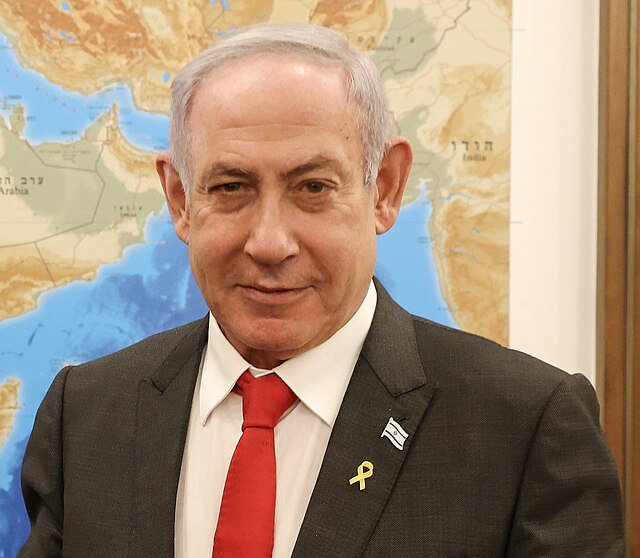 Trump pide indulto para Netanyahu y lo llama “héroe”