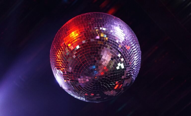 Celebra a Donna Summer en la Fiesta Disco en Boston