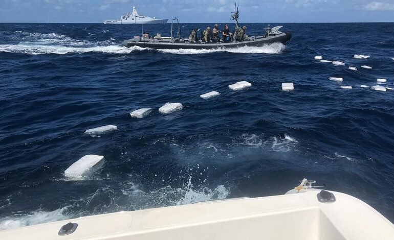 EE.UU. impone aranceles a Colombia y acusa a Petro de liderar el narcotráfico