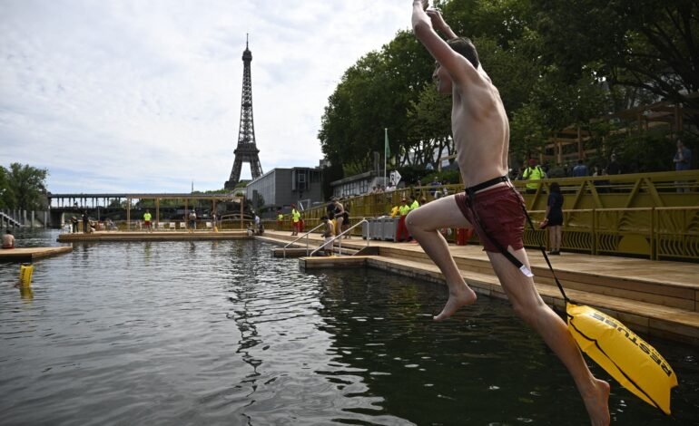 París vuelve a sumergirse en el Sena tras cien años de espera