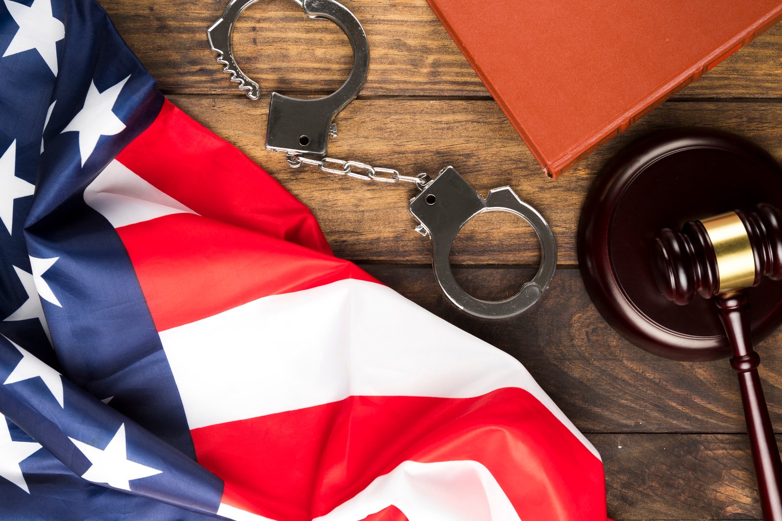 ICE libera estudiante arrestada en Sommerville.