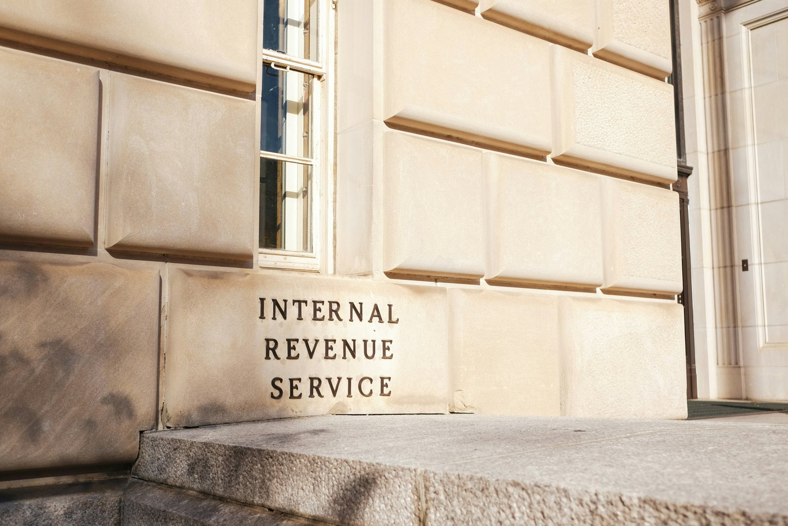 El IRS Compartirá Información Fiscal con ICE