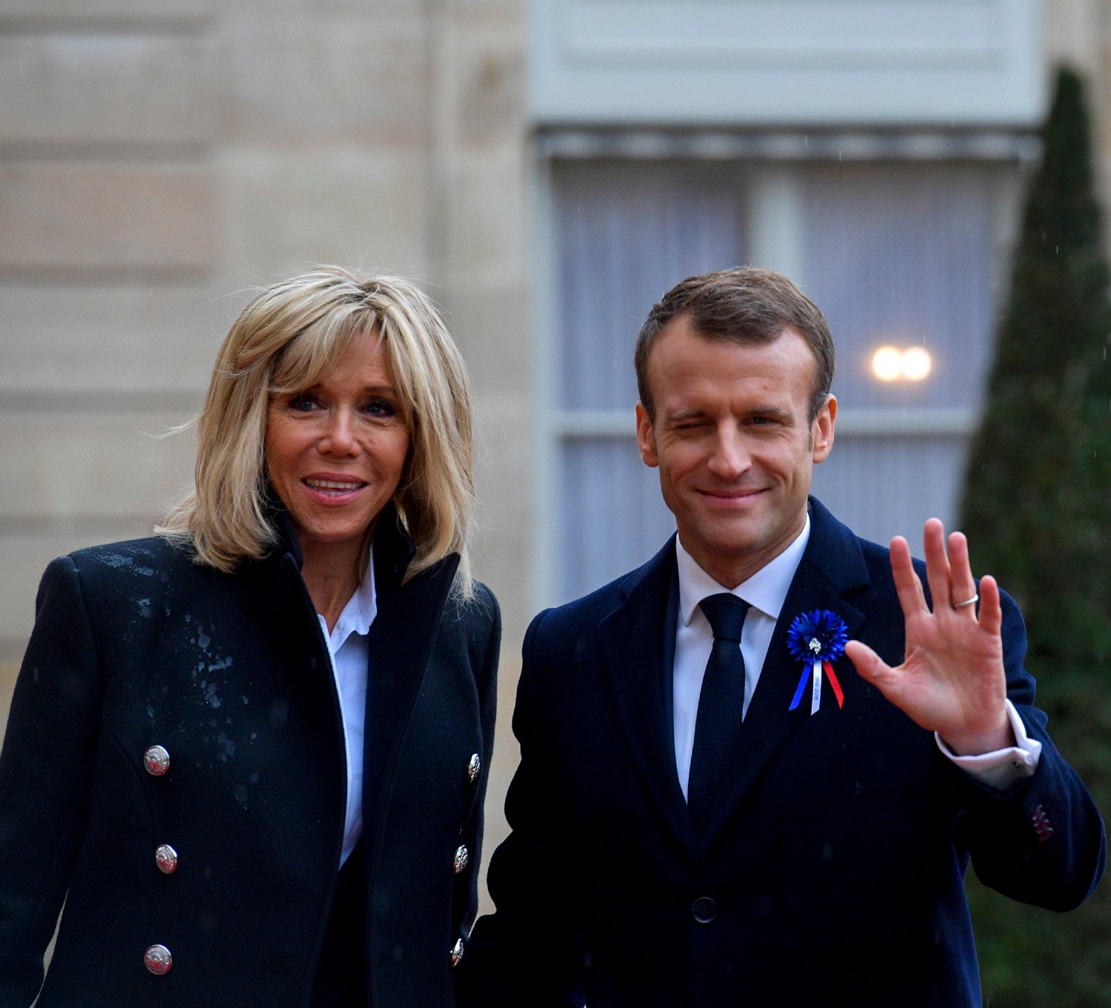 Macron Demanda a Candace Owens con 22 Cargos de Difamación