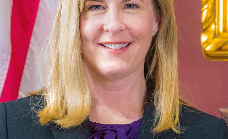 Minnesota: Sospechoso de Asesinar a Representante se Entrega
