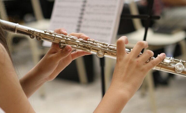 Recortes de Programas de Arte afectan a la Comunidad de Boston