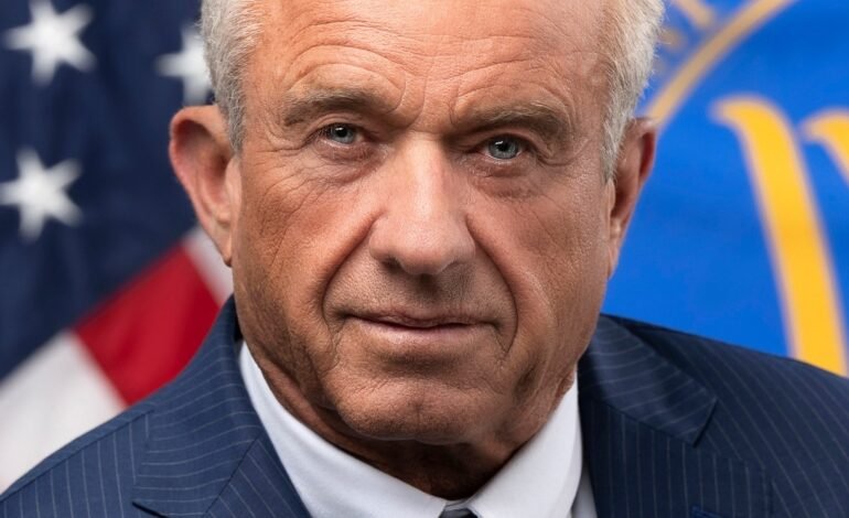 Vacunas: Expertos critican a RFK Jr. por despedir asesores