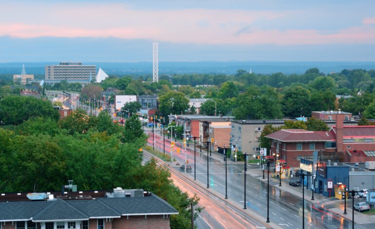 Worcester—ICE desata protestas, el Ayuntamiento se reúne en Zoom.