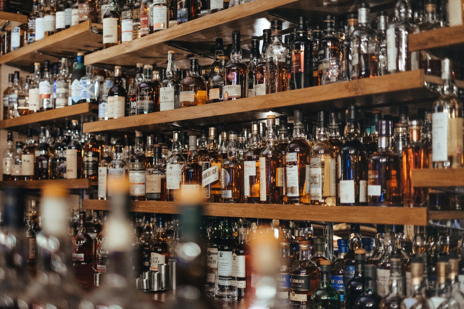 ¡Consumo de alcohol en EE. UU. cae a mínimo histórico!