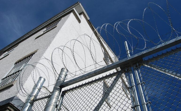 Nuevo centro de detención de migrantes en Texas