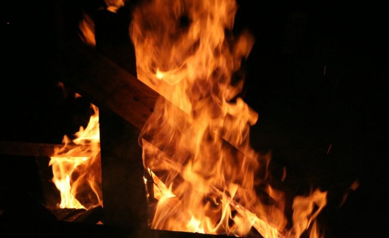 Menores implicados en incendios de iglesias en Massachusetts