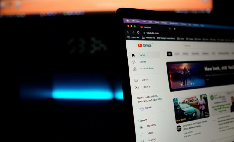 Con funciones de IA, YouTube busca empoderar a los creadores