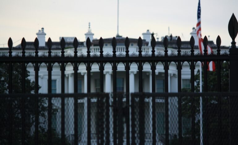 Cierre de gobierno entra en su tercera semana sin avances