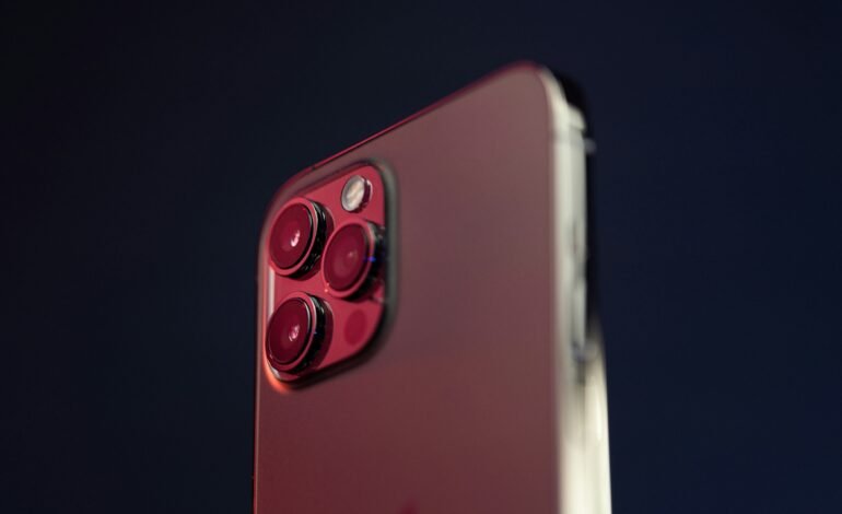 Apple desafía aranceles y mantiene precios al lanzar el iPhone 17